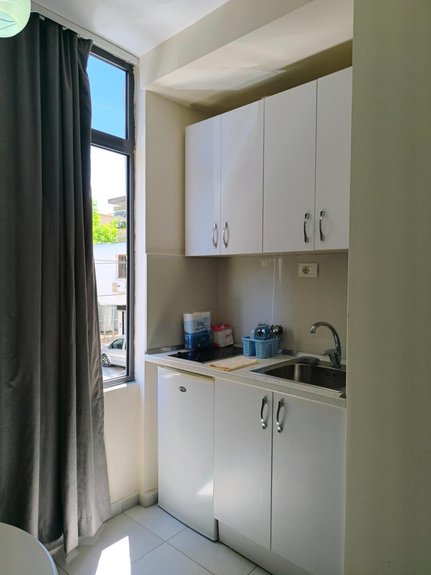 Urban Retreat Apartments Тирана Экстерьер фото